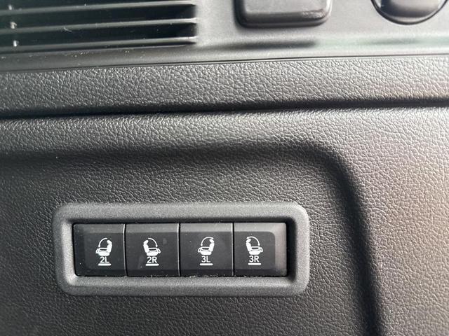 Photo of 2024 Silver Zynith Jeep Wagoneer L