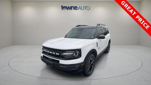 Photo of 2023 Oxford White Ford Bronco Sport