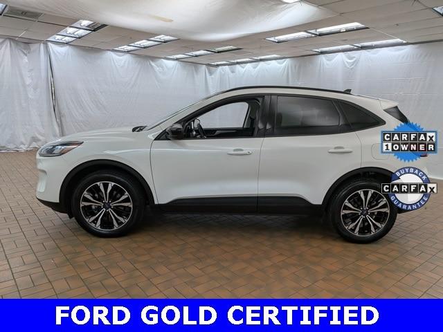 Photo of 2022 STAR WHITE METALLIC TRI-COA Ford Escape
