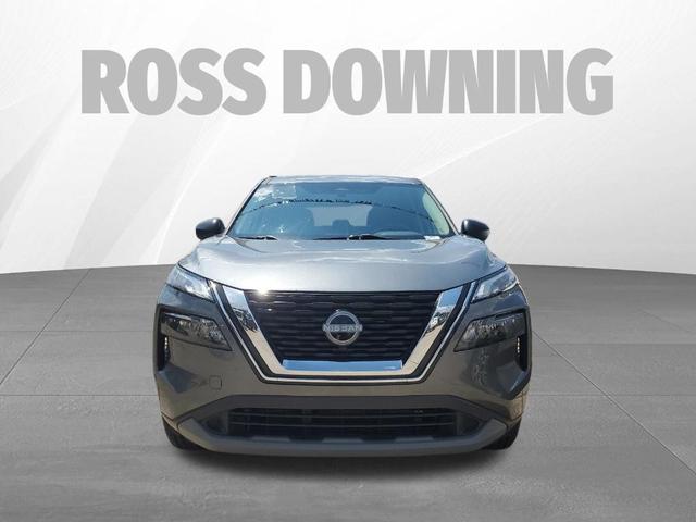 Photo of 2023 Gun Metallic Nissan Rogue
