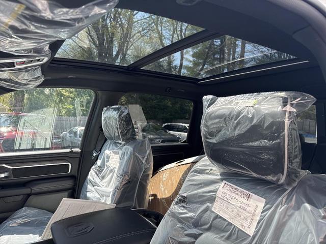 Photo of 2025 Bright White RAM 1500