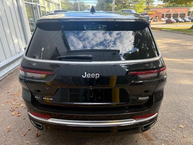 Photo of 2021 Diamond Black Jeep Grand Cherokee L