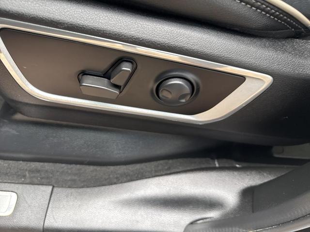 Photo of 2022 Diamond Black RAM 1500