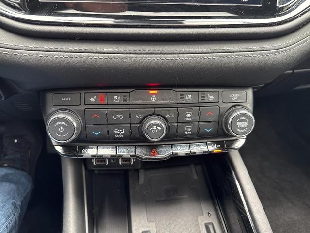 Photo of 2022 Destroyer Gray Clearcoat Dodge Durango
