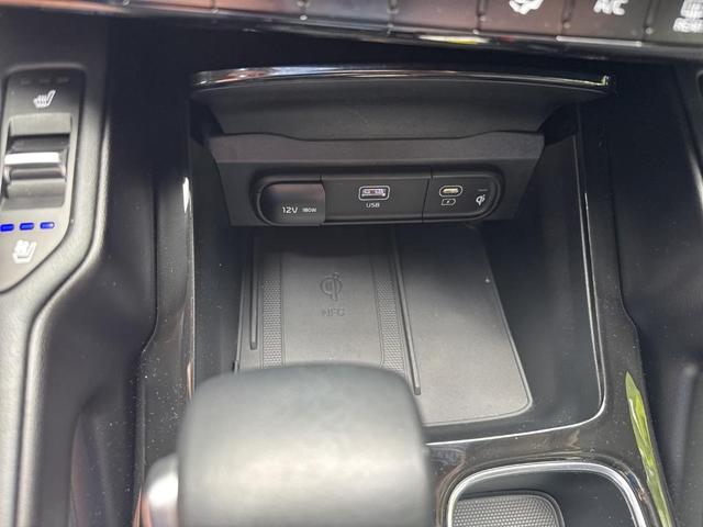 Photo of 2024 Red Kia Telluride