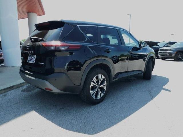 Photo of 2023 Super Black Nissan Rogue