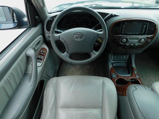 Photo of 2005  Toyota Sequoia