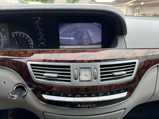 Photo of 2013 Burgundy Mercedes-Benz S-Class