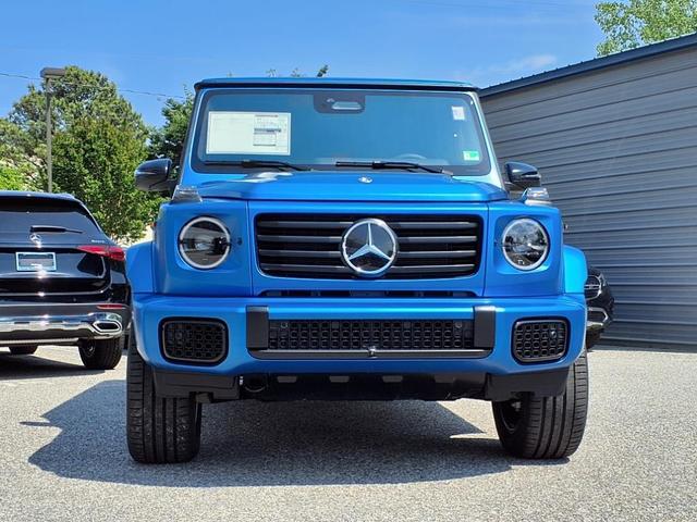 Photo of 2025 BLUE Mercedes-Benz G-Class