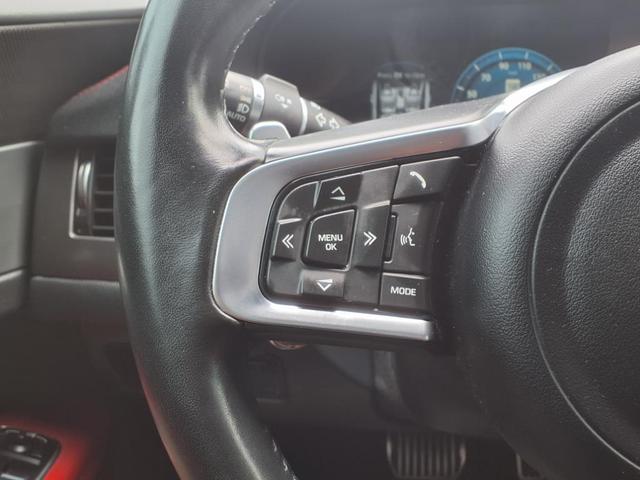 Photo of 2018 Santorini Black Metallic Jaguar XF