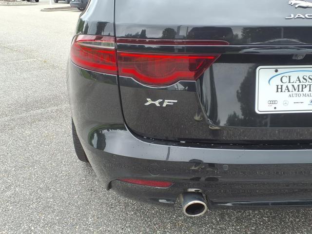 Photo of 2018 Santorini Black Metallic Jaguar XF