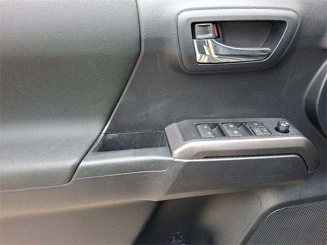 Photo of 2019 Quicksand Toyota Tacoma
