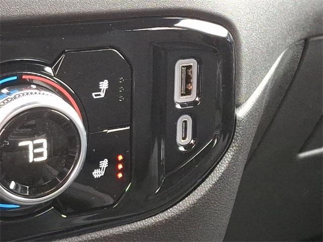 Photo of 2025 Summit White GMC Sierra 1500
