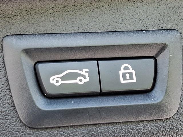 Photo of 2021 Black Sapphire Metallic BMW X5