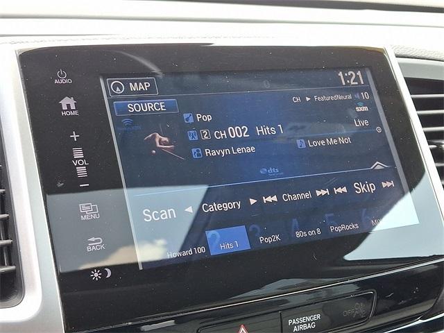 Photo of 2017 Blue Honda Pilot