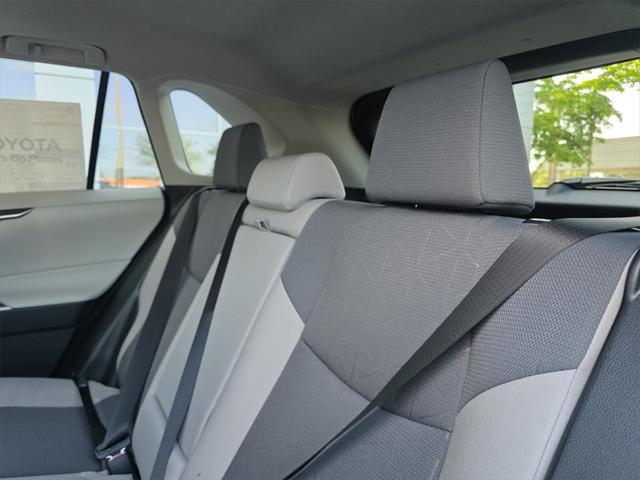 Photo of 2025 Ice Toyota RAV4 Hybrid