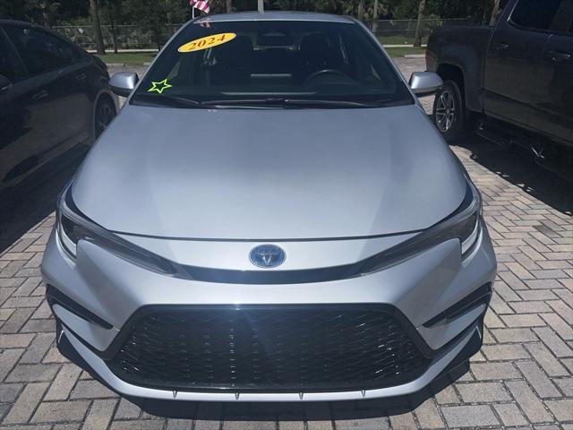 Photo of 2024 Classic Silver Toyota Corolla Hybrid