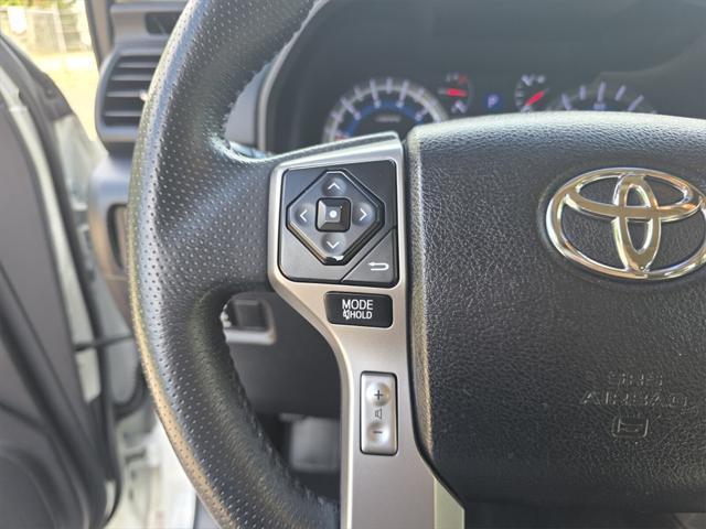 Photo of 2016 Blizzard Pearl Toyota 4Runner