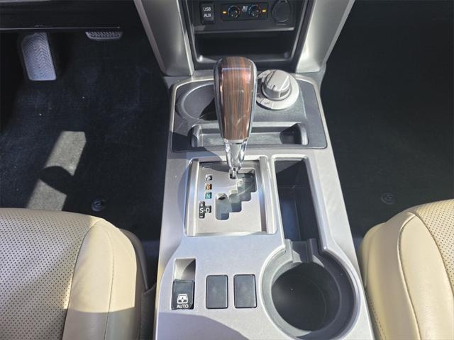 Photo of 2016 Blizzard Pearl Toyota 4Runner