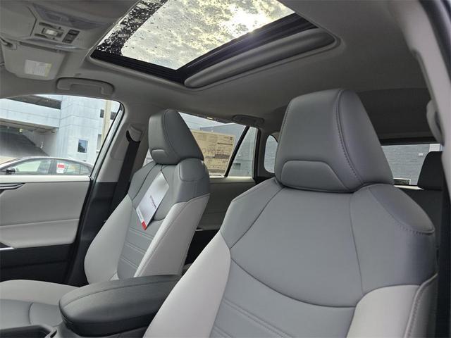 Photo of 2025 Silver Sky Metallic Toyota RAV4