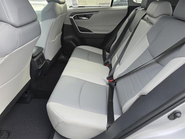 Photo of 2025 Silver Sky Metallic Toyota RAV4