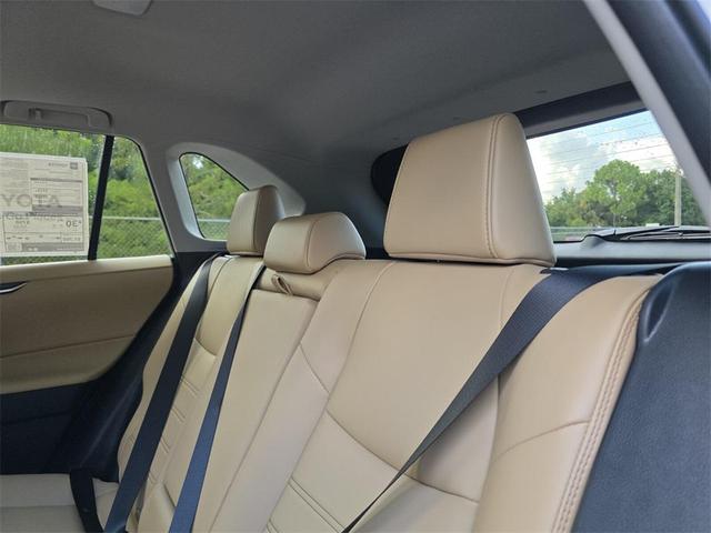 Photo of 2025 Wind Chill Prl Toyota RAV4