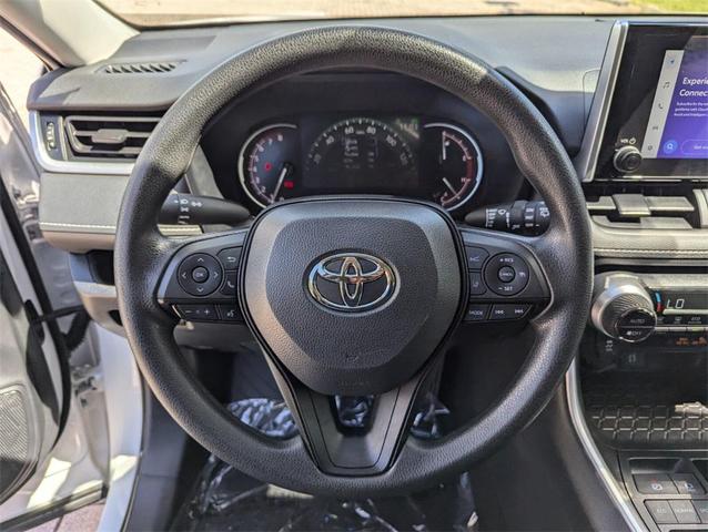 Photo of 2024 Ice Cap Toyota RAV4