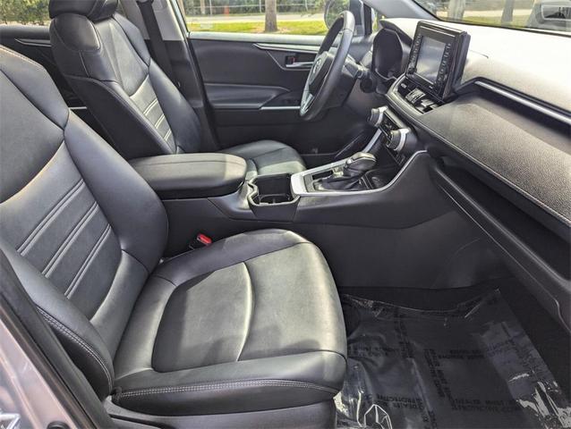Photo of 2022 Silver Sky Metallic Toyota RAV4