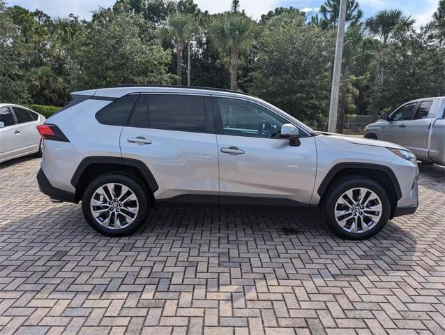 Photo of 2022 Silver Sky Metallic Toyota RAV4
