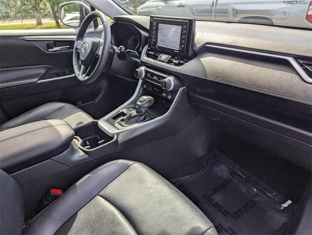 Photo of 2022 Silver Sky Metallic Toyota RAV4