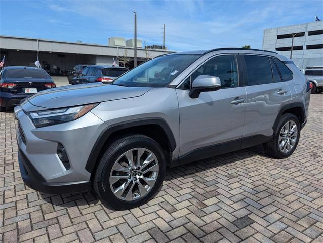 Photo of 2022 Silver Sky Metallic Toyota RAV4