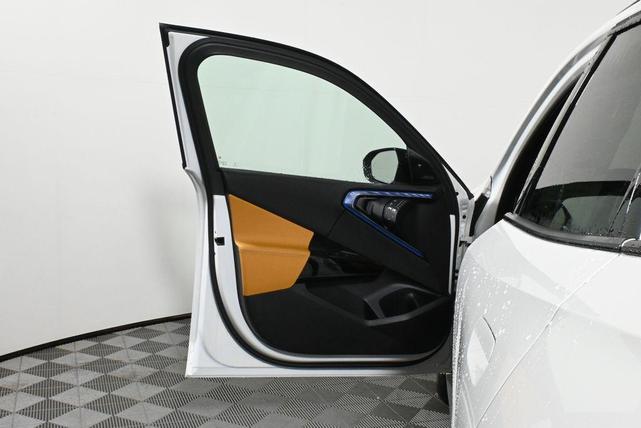 Photo of 2025 Alpine White BMW X3