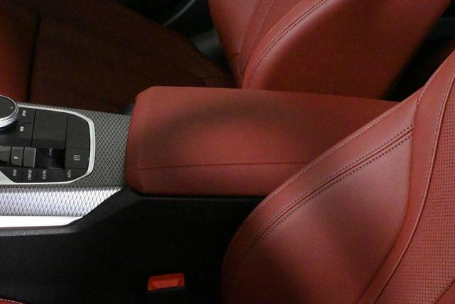 Photo of 2025 Gray Metallic BMW 330