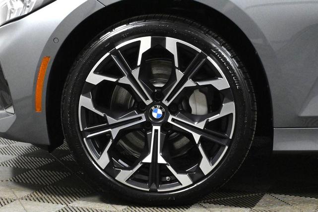 Photo of 2025 Gray Metallic BMW 330