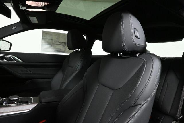 Photo of 2026 White Metallic BMW 430