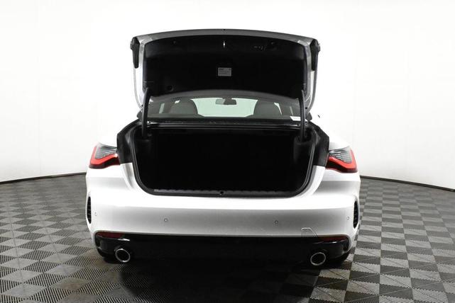Photo of 2026 White Metallic BMW 430