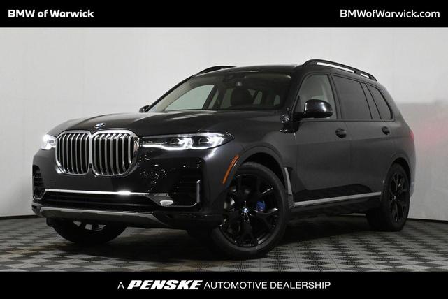 2022 BMW X7
