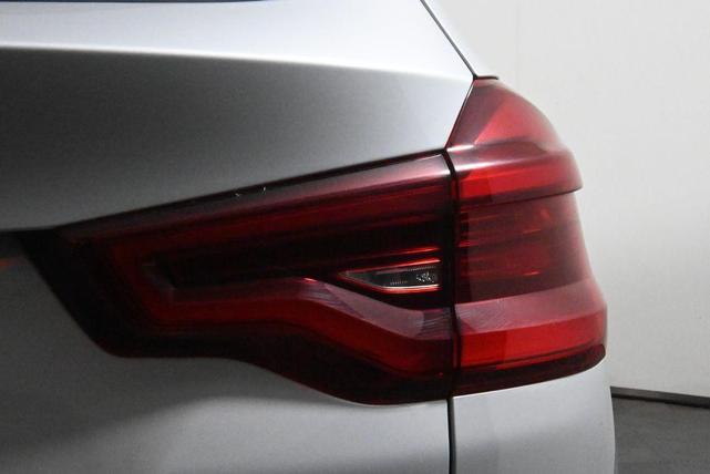 Photo of 2019 Glacier Silver Metallic BMW X3