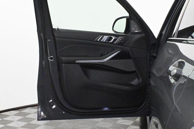 Photo of 2025 Gray Metallic BMW X5