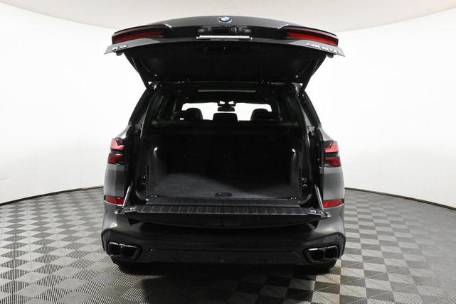 Photo of 2025 Gray Metallic BMW X5