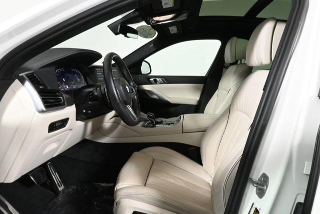 Photo of 2023 Alpine White BMW X6