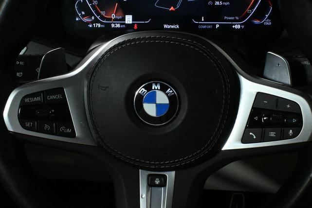 Photo of 2023 Alpine White BMW X6