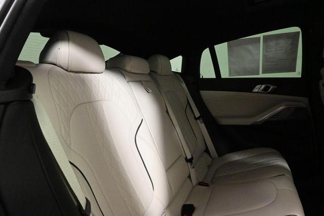 Photo of 2023 Alpine White BMW X6