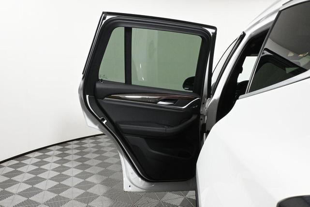 Photo of 2024 Alpine White BMW X3