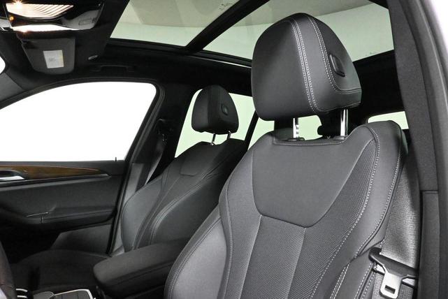 Photo of 2024 Alpine White BMW X3