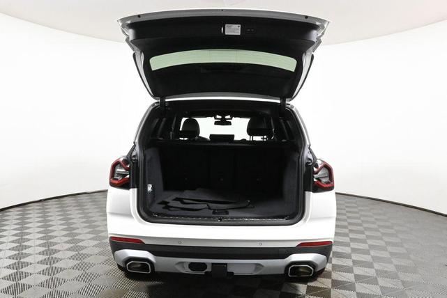 Photo of 2024 Alpine White BMW X3