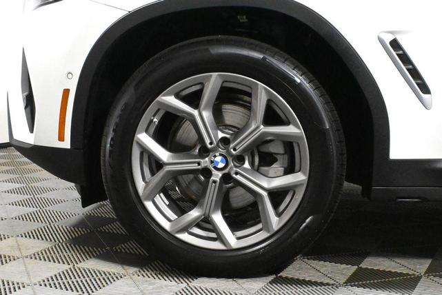 Photo of 2024 Alpine White BMW X3