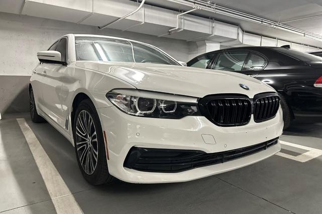 2019 BMW 530