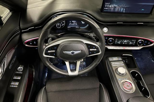 Photo of 2022 Vik Black Genesis GV70