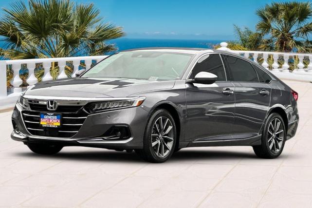 Photo of 2022 Gray Honda Accord